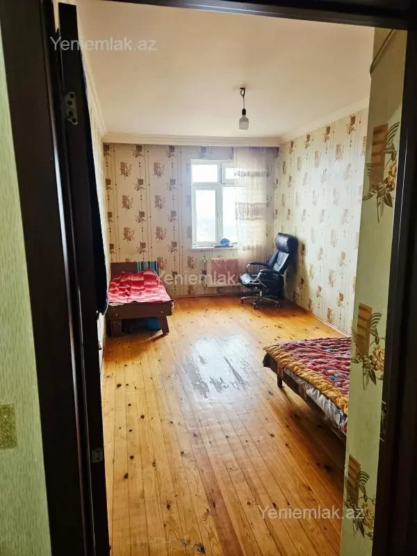 Satılır 2 otaqlı yeni tikili 76 m²
