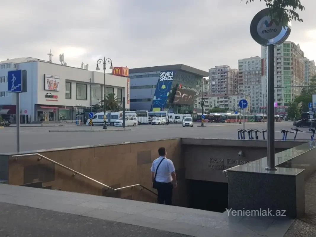 Satılır 3 otaqlı köhnə tikili 90 m²