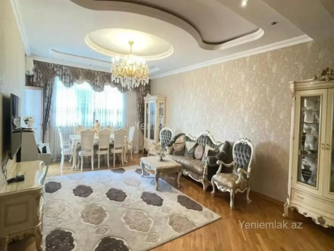 Satılır 4 otaqlı yeni tikili 180 m²