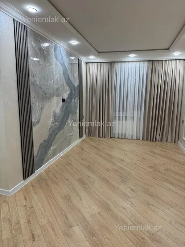 Satılır 3 otaqlı köhnə tikili 85 m²