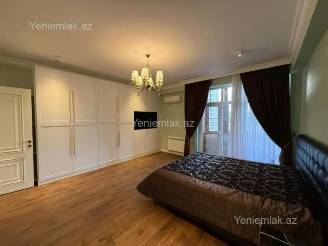 Satılır 4 otaqlı yeni tikili 156 m²