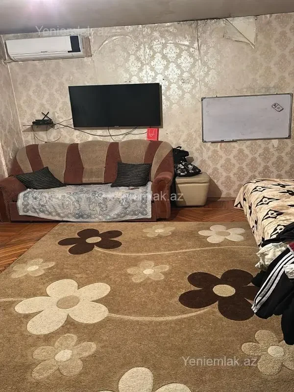 Satılır 2 otaqlı köhnə tikili 40 m²