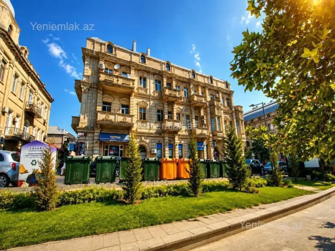 Satılır 3 otaqlı yeni tikili 90 m²