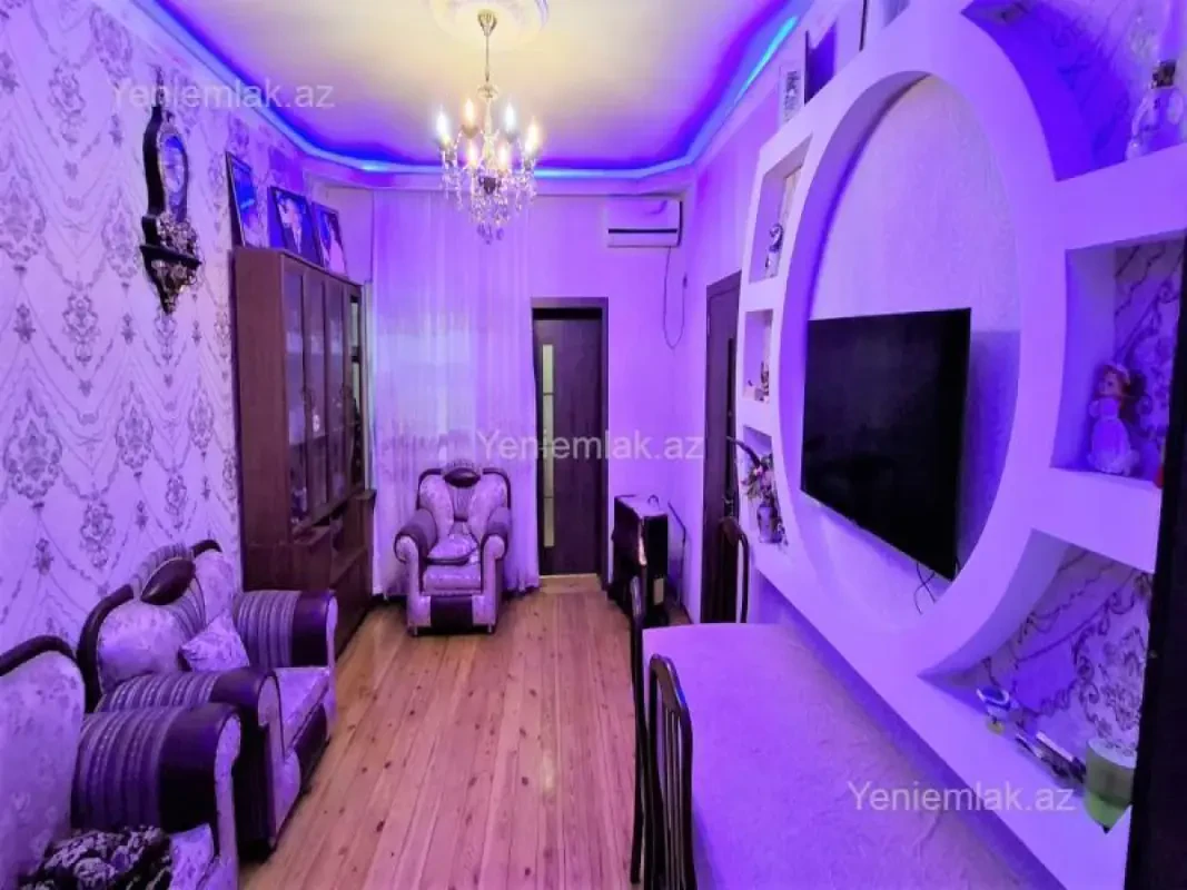Satılır 5 otaqlı həyət evi 150 m²