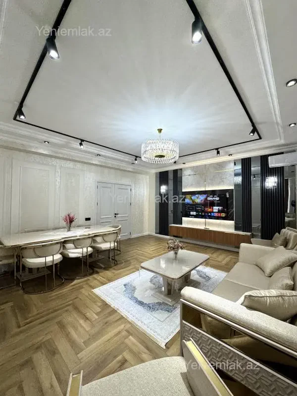 Satılır 3 otaqlı yeni tikili 145 m²