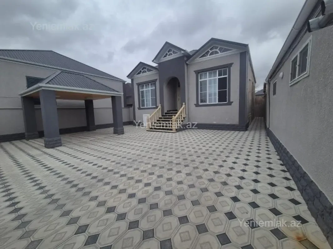 Satılır 4 otaqlı həyət evi 100 m²