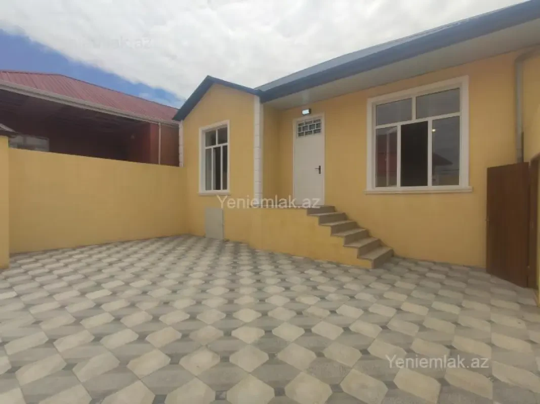 Satılır 4 otaqlı həyət evi 120 m²