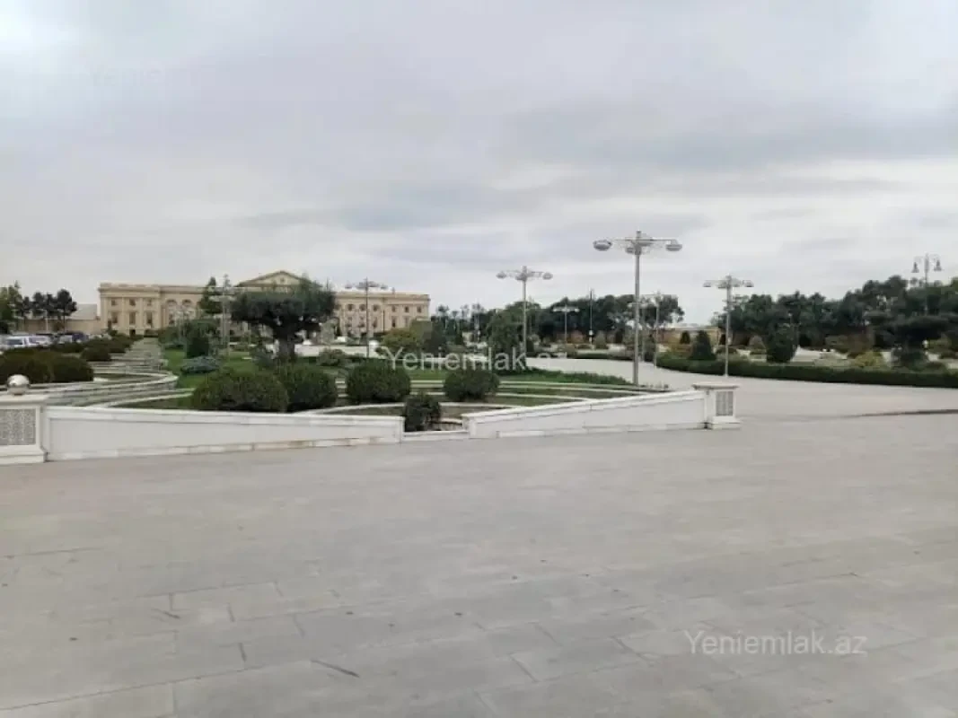 Satılır 2 otaqlı köhnə tikili 50 m²