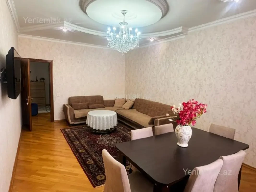 Satılır 3 otaqlı yeni tikili 122 m²