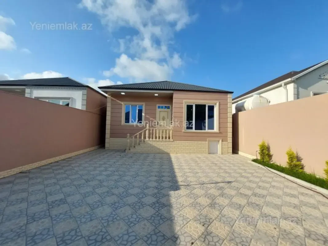 Satılır 4 otaqlı həyət evi 110 m²