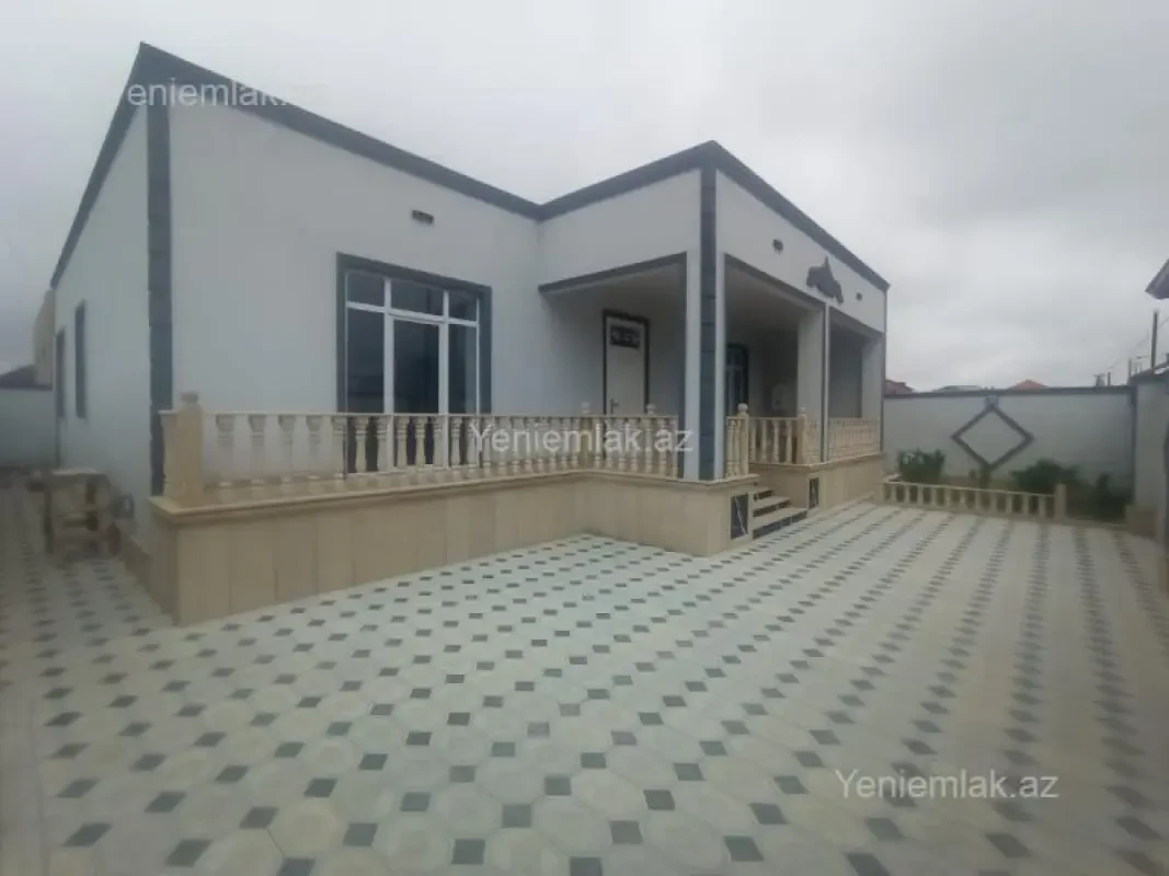 Satılır 4 otaqlı həyət evi 150 m²