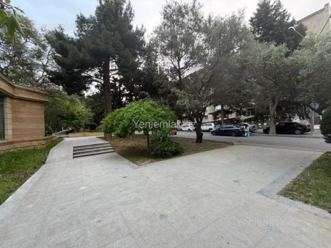 Satılır 3 otaqlı köhnə tikili 75 m²