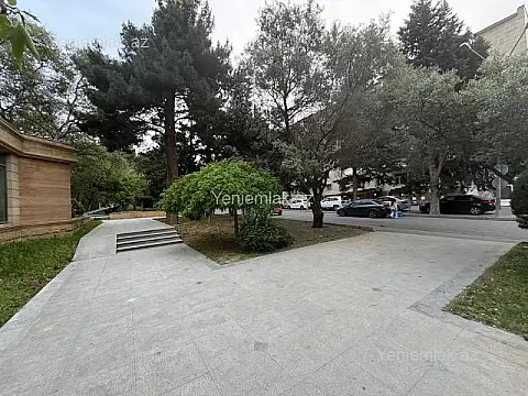 Satılır 3 otaqlı köhnə tikili 75 m² — Bakı, Nizami 3 otaq 75.00 m²