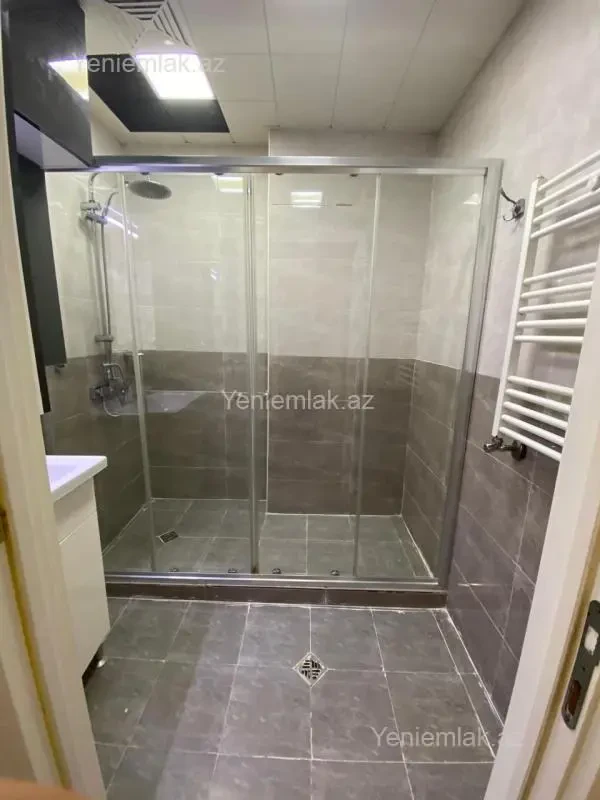 Satılır 4 otaqlı yeni tikili 110 m²