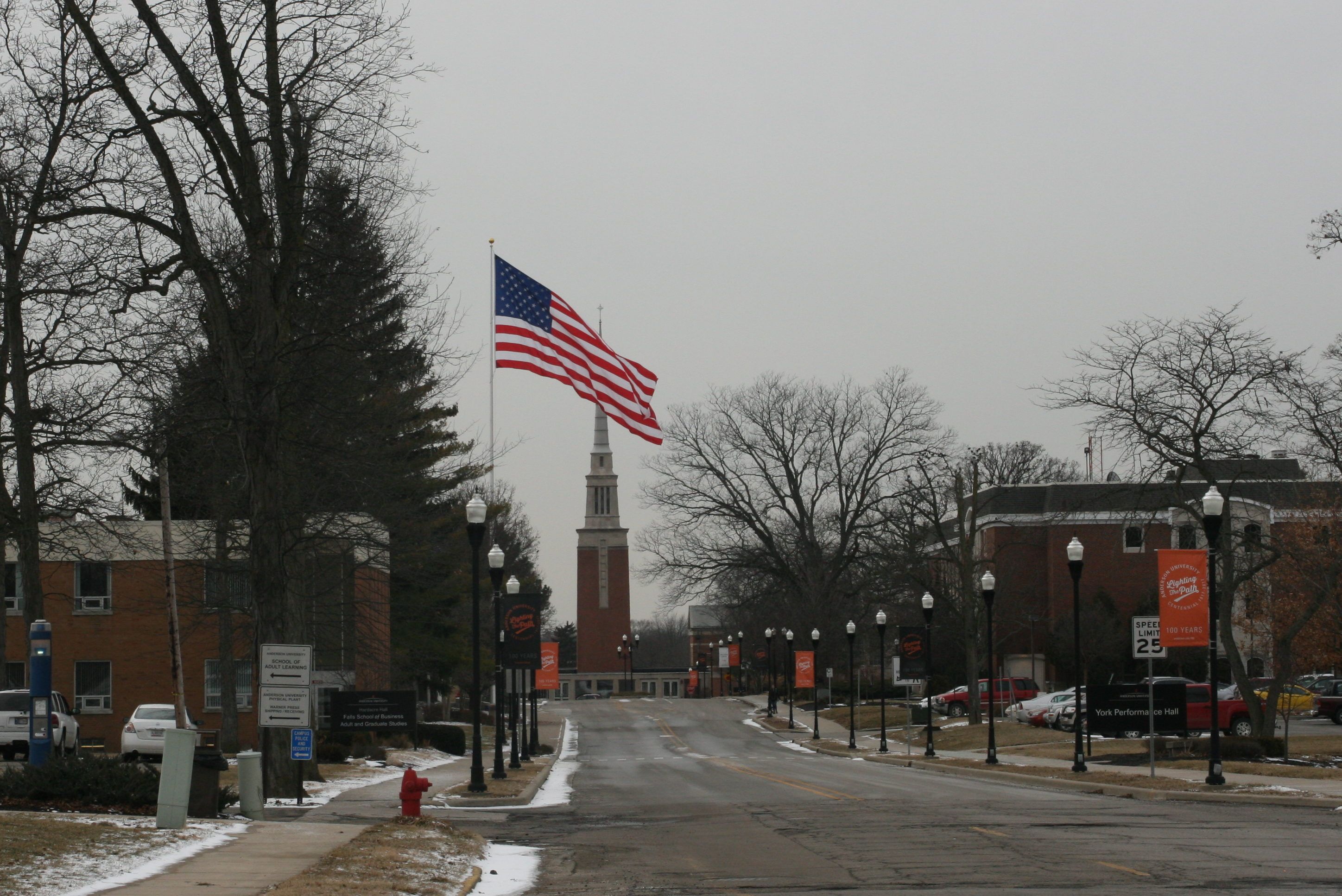 Campus Controversy: Ui Students Clash In Online Forum - e1uulys