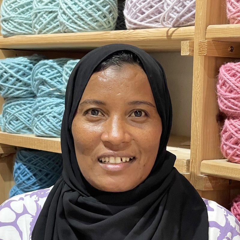 Picture of weaver Latifa of Association Timouzounine