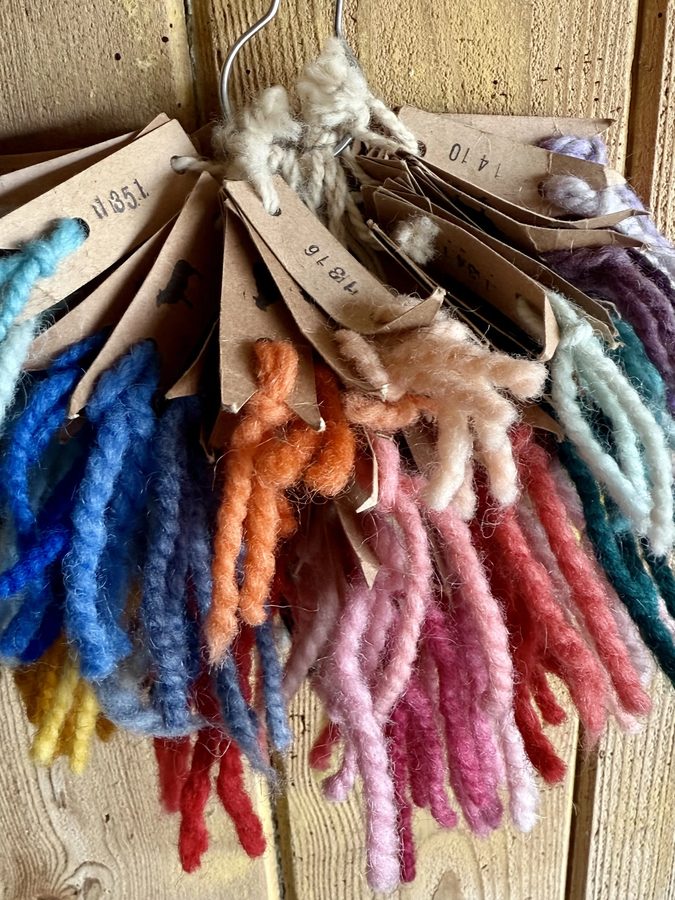 Colour samples of dyed wool