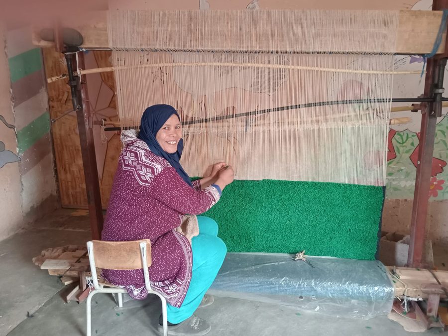 Shoreline on the loom at Association Timouzounin