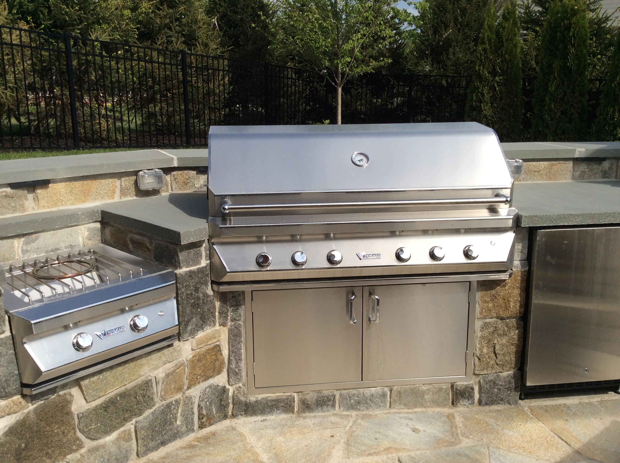 Twin Eagles Affordable Outdoor Kitchens