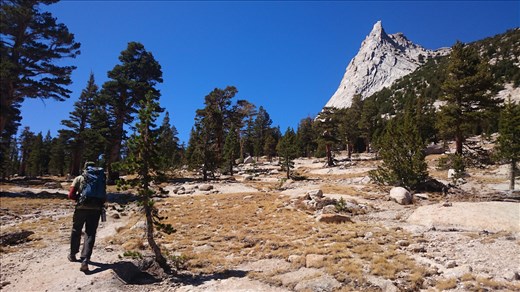 Cathedral peak 3290 hight meters