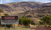 The entrance to Wittenoom Gorge has many warning signs about the danger that lies ahead.: by 5fathom5, Views[1534]