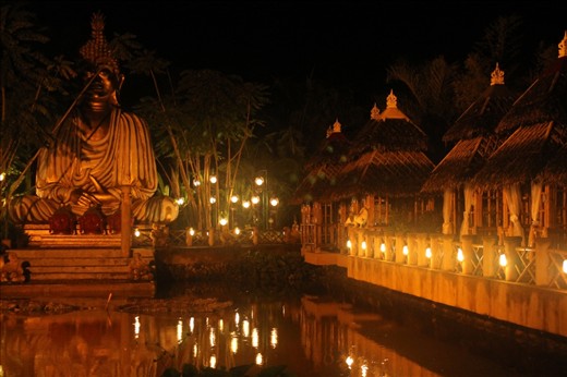 Isdaan,one of the famous restaurant here in Bae Laguna is an inspired Indonesian restaurant.
Although the restaurant offers mostly Filipino dishes, the relaxing ambient makes it famous for tourists as well as for local folks to go to.
