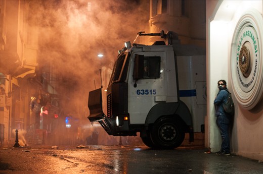 Police in front of the German Hospital