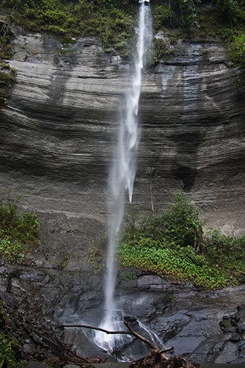 The waterfall, near the village of Mru! we went there in search of this flow!!
