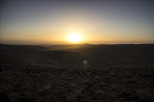Sunrise at the top of Teeh Plateau 