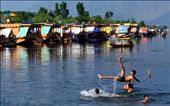 Children enjoying in the most known lake in  kashmir -Dal lake.: by abhinavdubey77, Views[391]