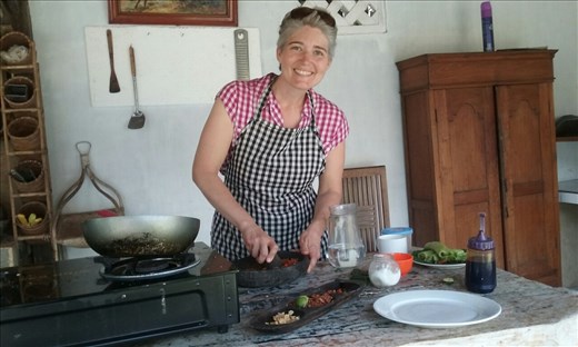 Doesn't it look like Penny could seriously have her own cooking show?