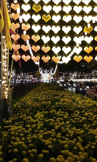 some decorations for the kings 88th bday