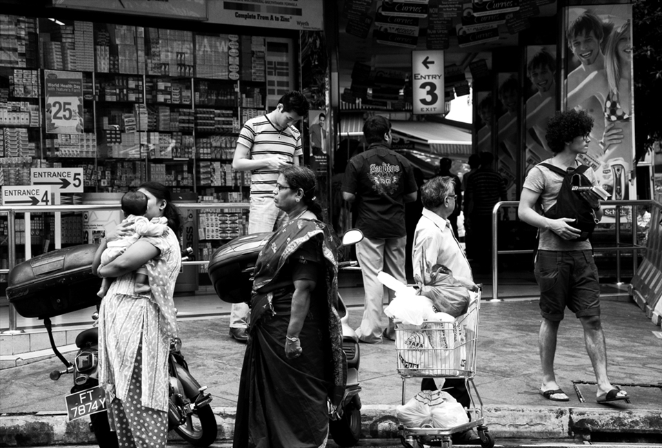 In front of Mustafa Department Store, where there are a lot of selections to be bought. From toiletries until saree. 