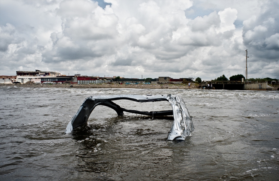 Pozzuoli. Second row parking