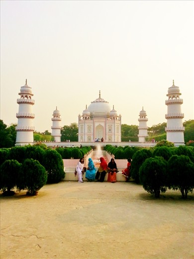 although this is not the real TAJ MEHAL but this was a fantastic Detto Copy made by an annonymous artist in Bangladesh. I was so glad to see this mini Taj Mehal that i instantly took the shot without the permission of the ladies sitting in front on my camera. this peace of art is made with small peace of tiles.