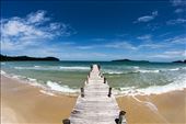 the pier is the leading line to the calm and beautiful Gulf of Thailand.: by adivishwanathan, Views[283]