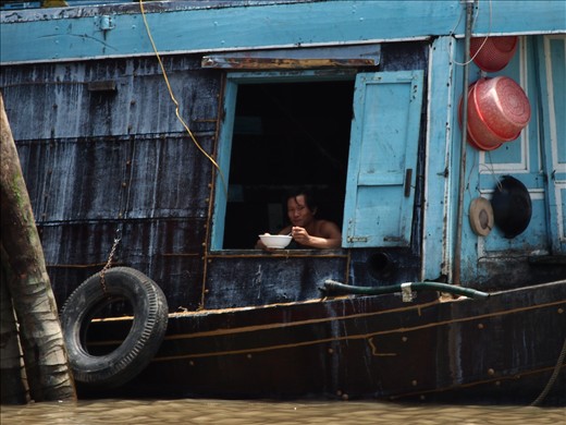 Mekong River is were you find lunch is with a view 