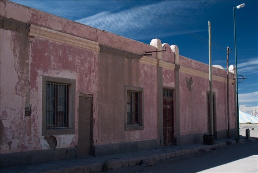 The solitude at siesta time I.