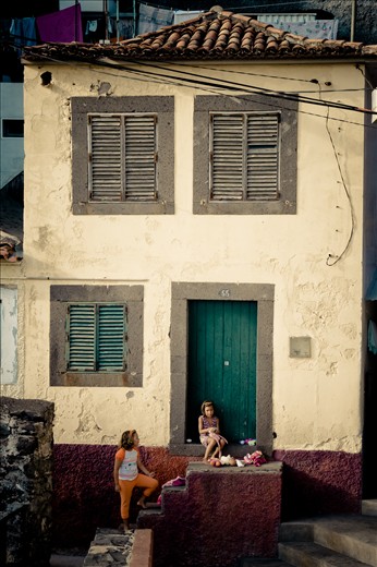 Madeira is home for one of the poorest regions in all Europe. In this paradise tMadeira is home for one of the poorest regions in all Europe. In this paradise there are neighbourhoods where police forces don't dare to go in.
An ironic situation. Madeira as a Gross domestic product per capita of 103% of the European average. It is s reported to be the second richest region of Portugal, right after the Portugese capital, and yet manages to have such poverty.