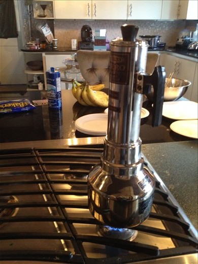 steam puttu until steam release through lid