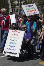 Look at me. I don't care who you are, where you're from, and what you do.: by agamharimurti, Views[371]