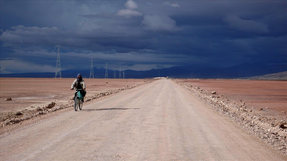 Uyuni Highway which connects between villages.