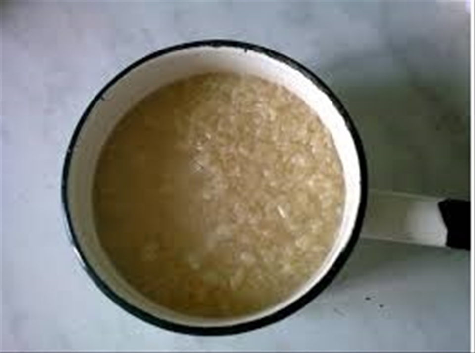 It is too important hint. First of all, you should dunk rice into water.