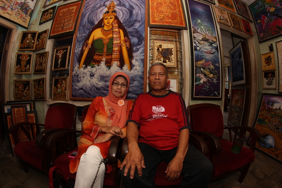 The gallery's atmosphere of a painter in Kraton Yogyakarta. 