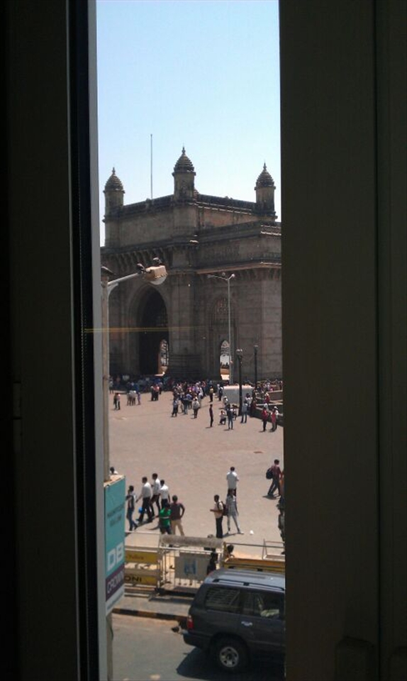 get away from gateway. (sunday morning at gateway,a routine.)