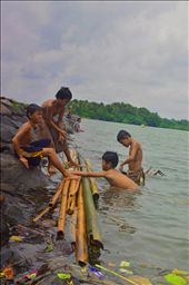 On the left side of our port are children that are looking for scraps to sell.: by akofilipino, Views[404]