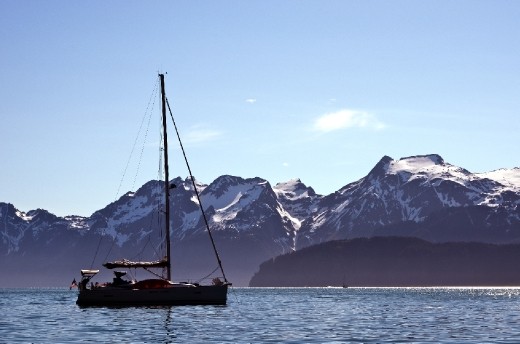 Thumb Cove is about a 2-3 hour sail from the harbor of Seward. It's beauty & proximity makes it a popular anchoring point for sailors.