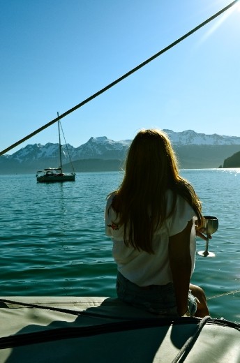 I can toast to that. A gorgeous night in Thumb Cove.