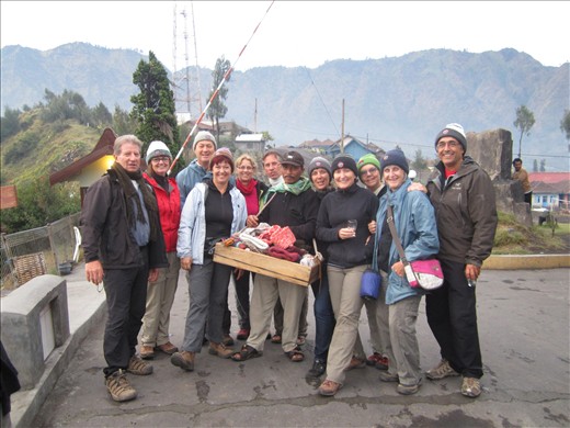 achat de tuques et foulards au mont Bromo