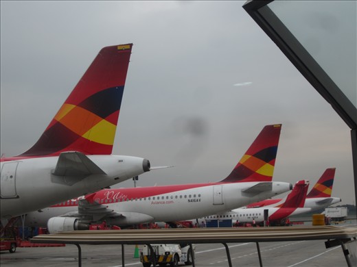 los aviones en route pour Medellin